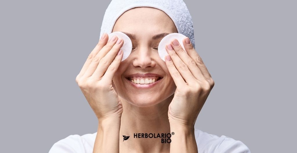Beneficios de la limpieza facial natural